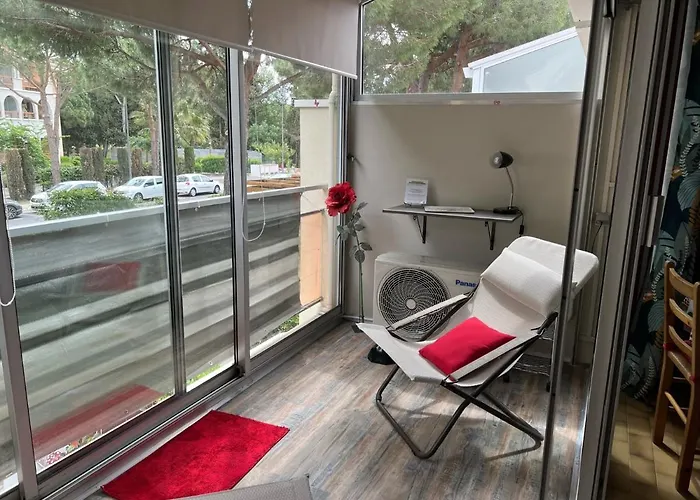 T2 Avec Veranda Et Piscine A La Napoule Lejlighed Mandelieu